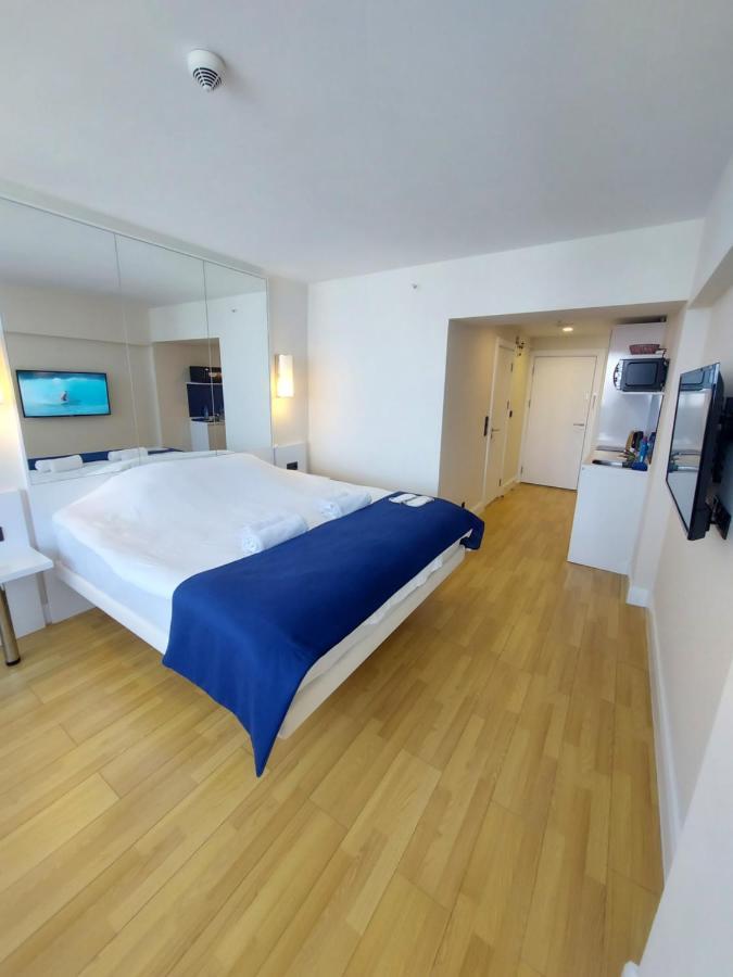 Номера На Высоких Этажах 24,31 Apartamento Batumi Exterior foto