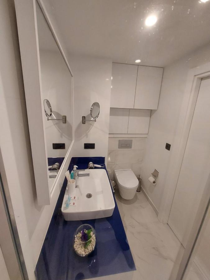 Номера На Высоких Этажах 24,31 Apartamento Batumi Exterior foto