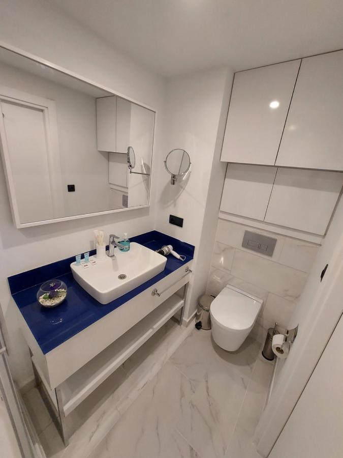 Номера На Высоких Этажах 24,31 Apartamento Batumi Exterior foto